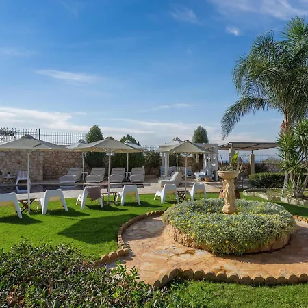 Azzuro With Private Pool By Estia *