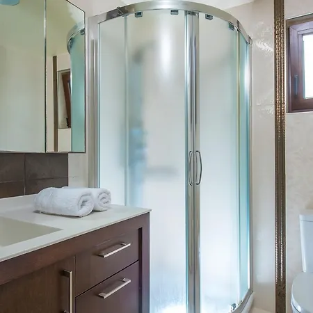 Azzuro With Private Pool By Estia * Limenas Chersonisou