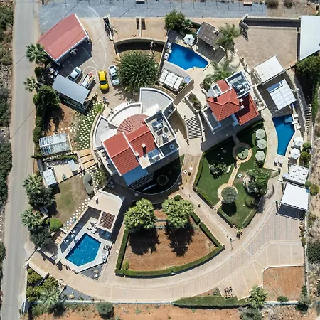 Villa Azzuro With Private Pool By Estia