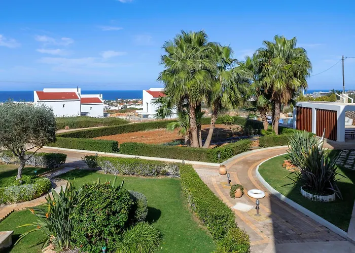 Villa Azzuro With Private Pool By Estia *