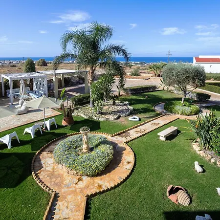 Azzuro With Private Pool By Estia *