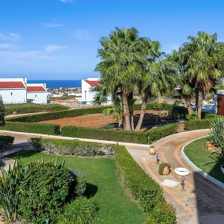 Villa Azzuro With Private Pool By Estia *