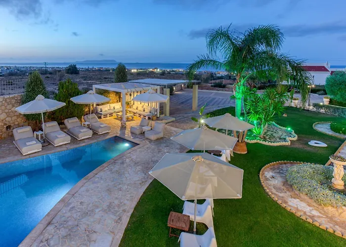 Azzuro With Private Pool By Estia